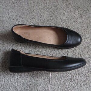 Naturalizer womens shoes flexy flat/loafer size 9.5 black leather slip-on